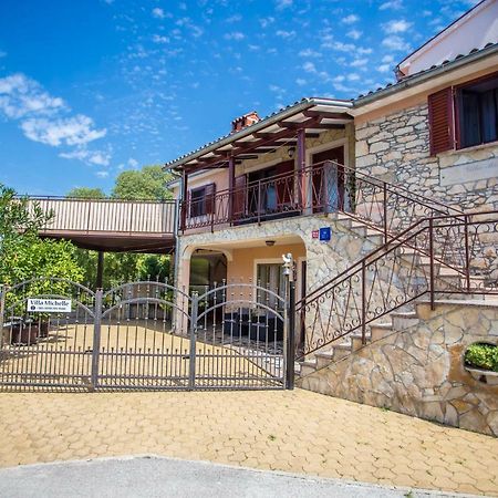 Villa Michelle Karojba Zewnętrze zdjęcie