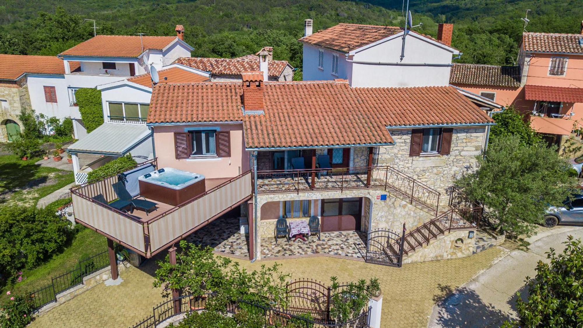 Villa Michelle Karojba Zewnętrze zdjęcie
