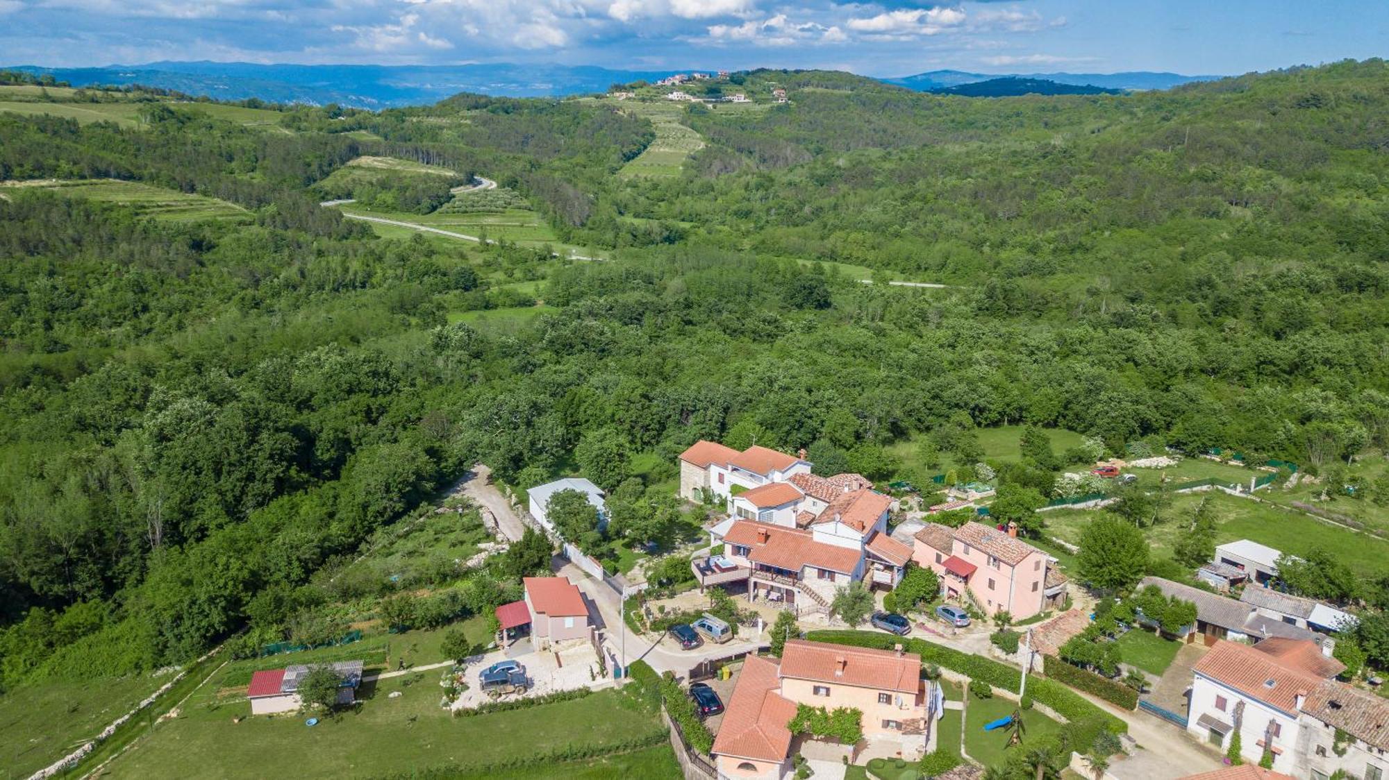 Villa Michelle Karojba Zewnętrze zdjęcie