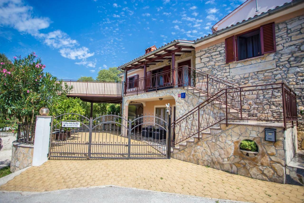 Villa Michelle Karojba Zewnętrze zdjęcie